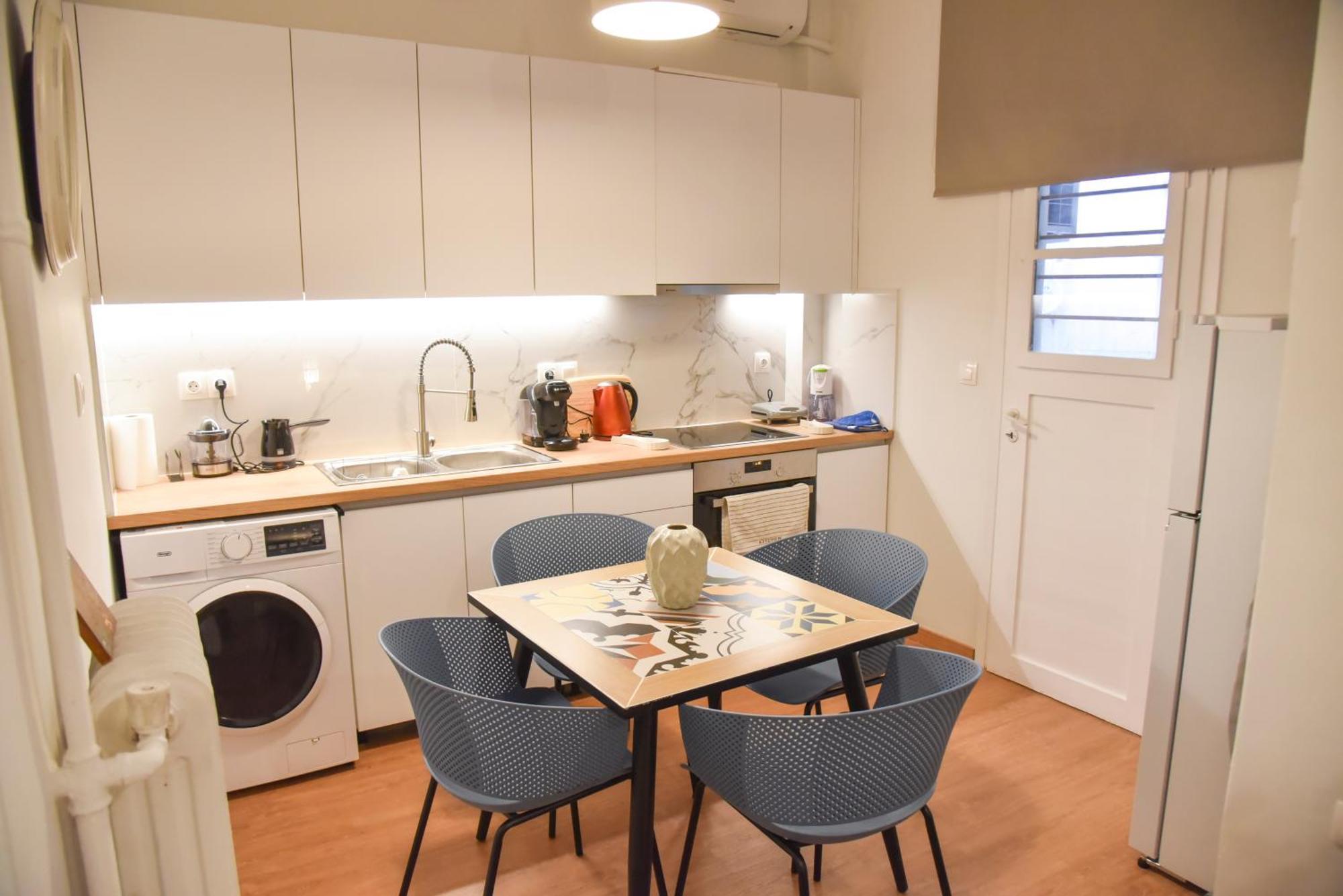 Apartament Ηλιόλουστο Ateny Zewnętrze zdjęcie